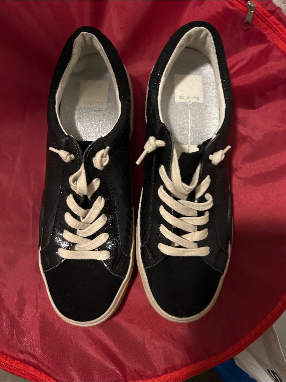 dearfoams Black Sneakers with Cream Laces and Trim